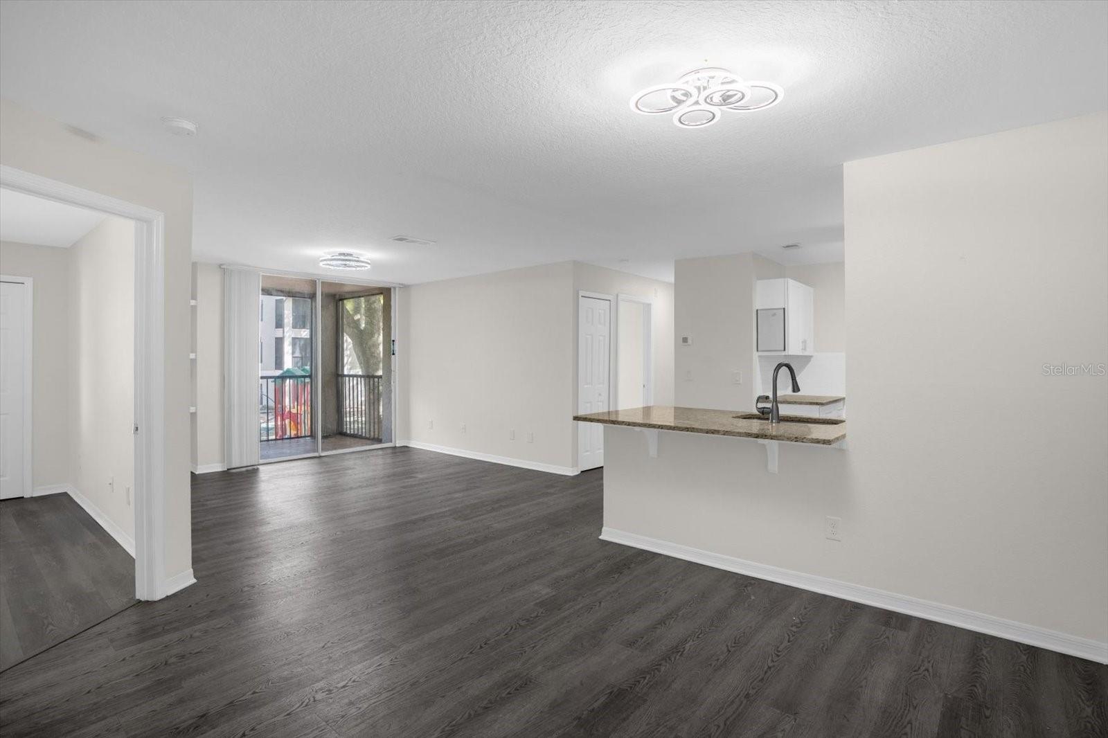 SAND LAKE PRIVATE RESIDENCES BLD - Residential