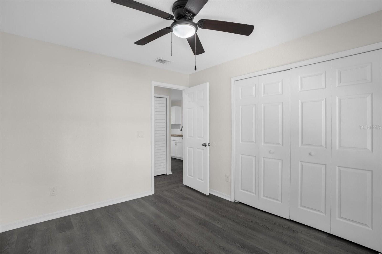 SAND LAKE PRIVATE RESIDENCES BLD - Residential