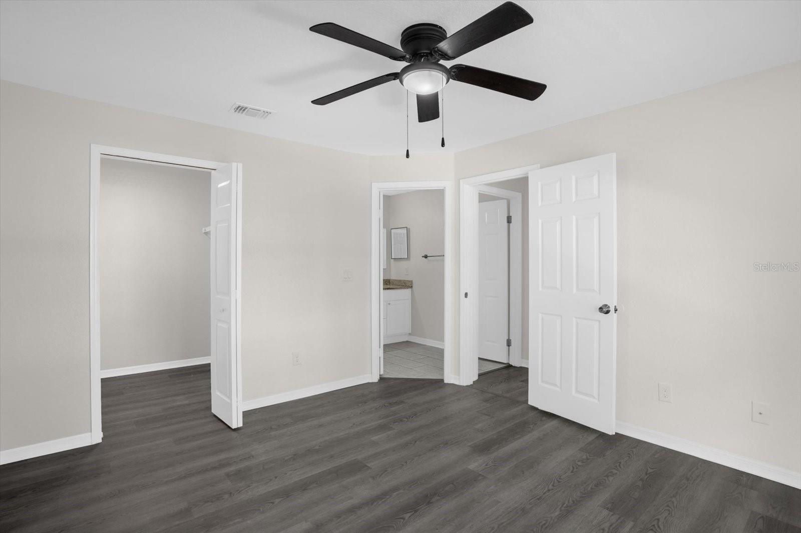 SAND LAKE PRIVATE RESIDENCES BLD - Residential