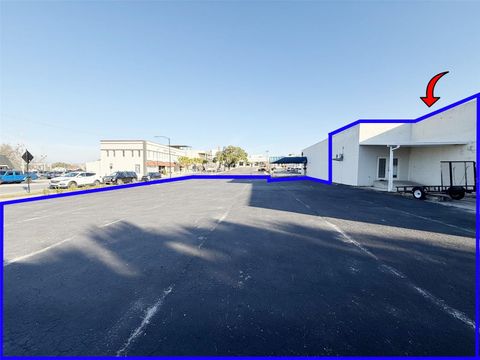 Tiny photo for 205 S Magnolia Avenue, Ocala, FL 34471 (MLS # OM696210)