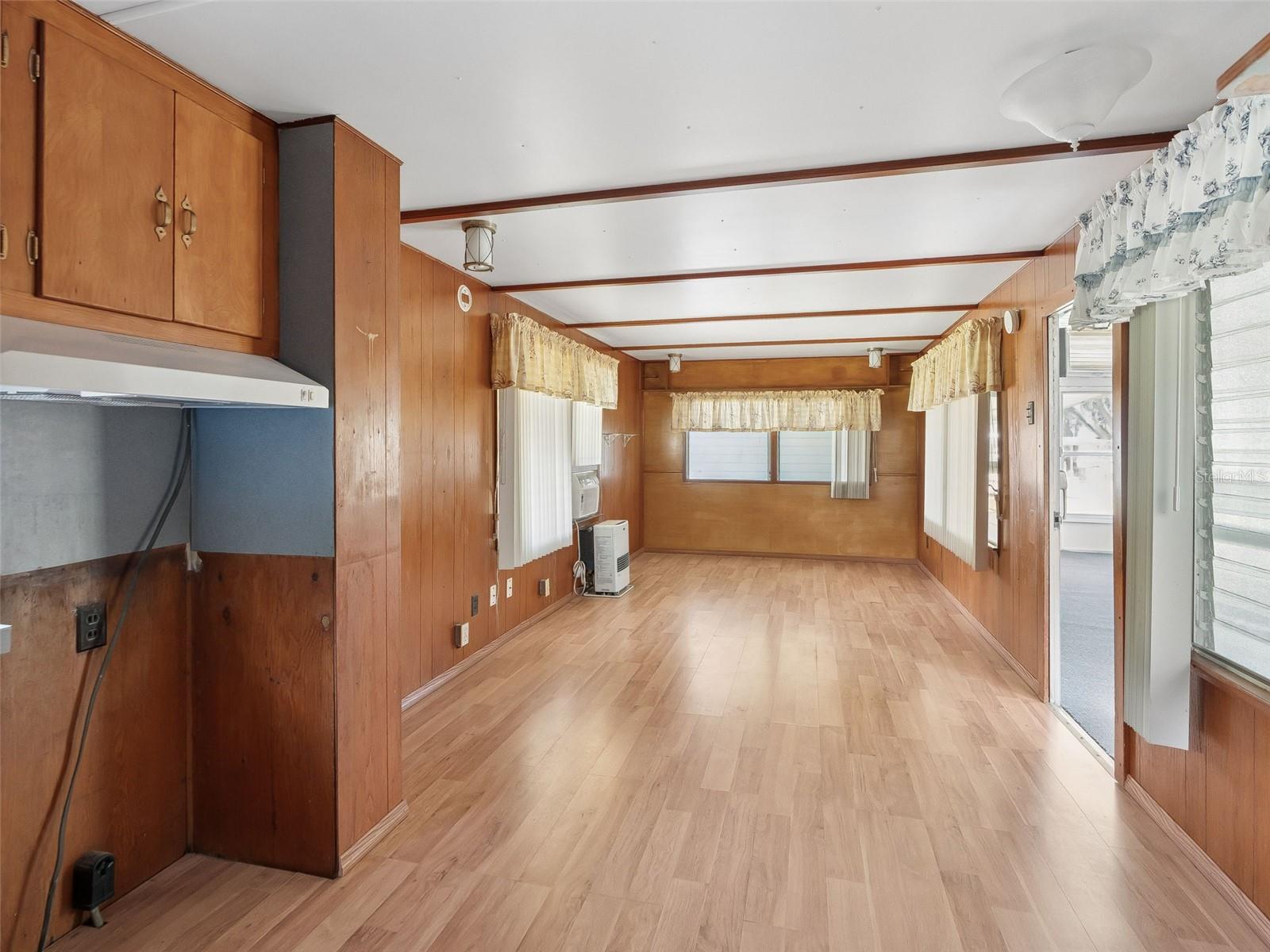 MORELAND PARK SUB - Residential