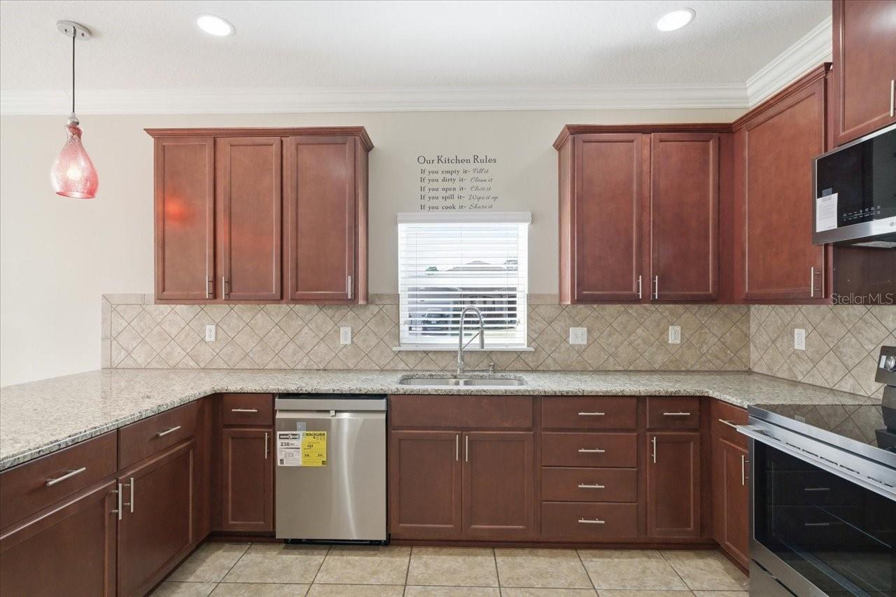 VILLAGES AT AVALON PH 1 - Residential