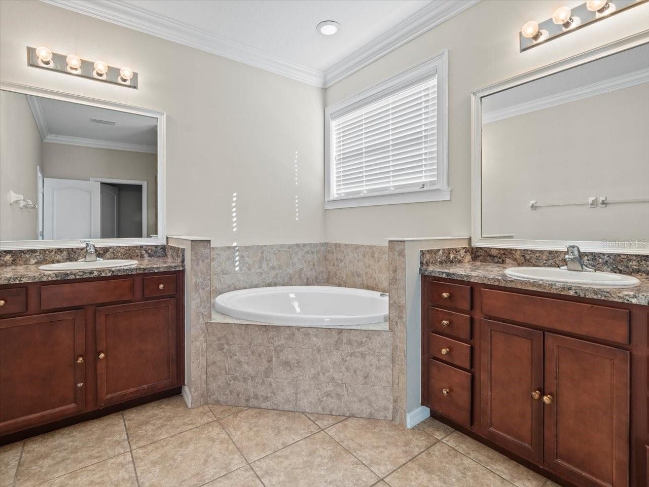 VILLAGES AT AVALON PH 1 - Residential