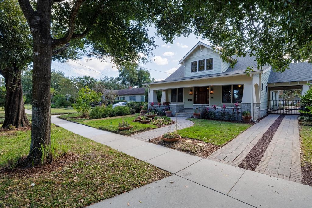 Photo of 1612 E Washington Street, Orlando, FL 32803 (MLS # FC314876)
