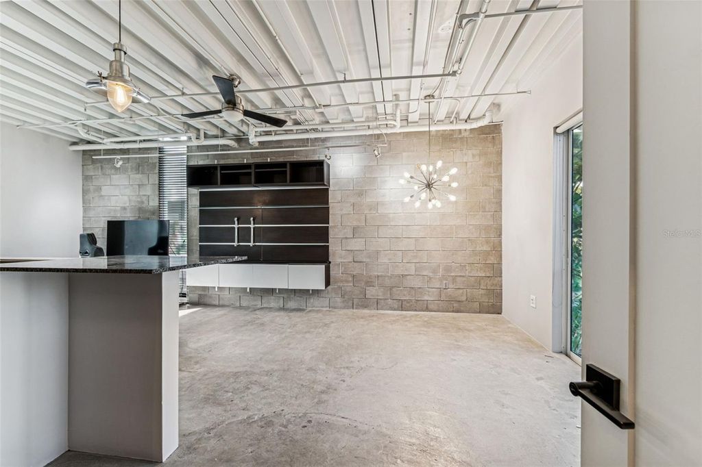 Photo of 3107 W De Leon Street #5, Tampa, FL 33609 (MLS # TB8467075)