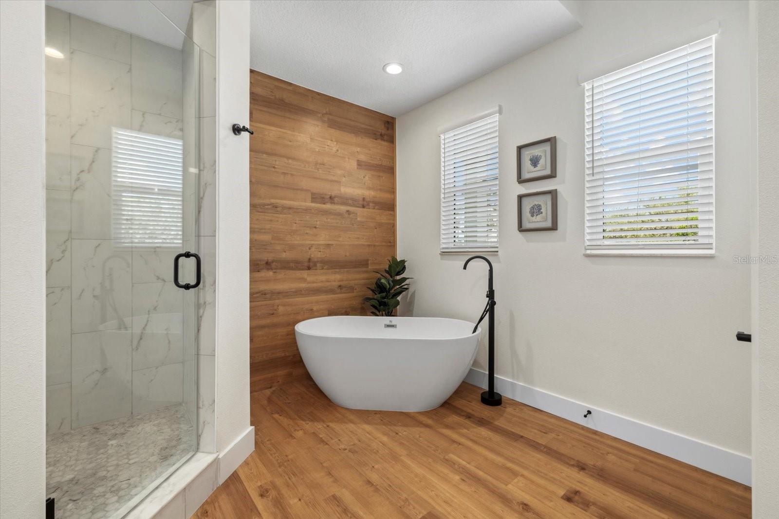 CORONAS PARK - Residential