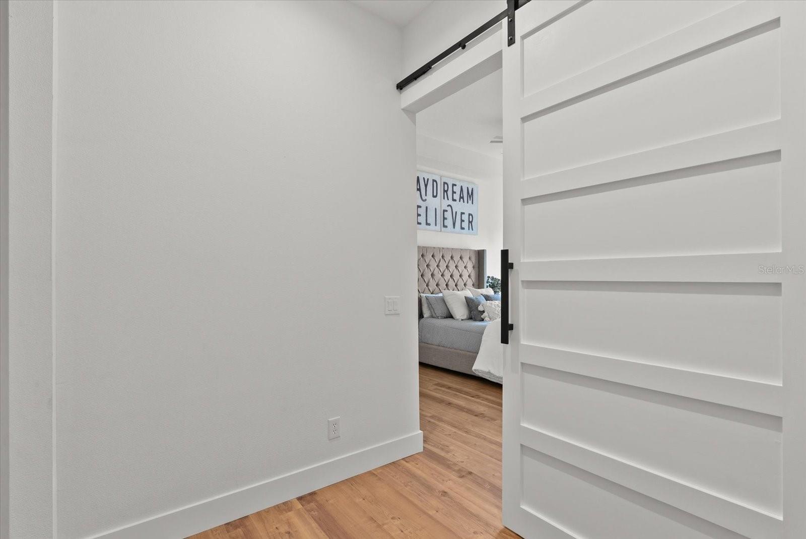 CORONAS PARK - Residential