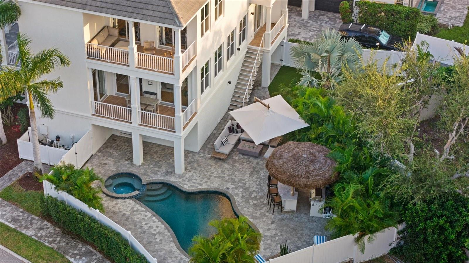 CORONAS PARK - Residential