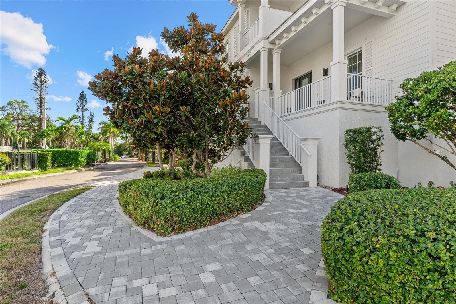 CORONAS PARK - Residential