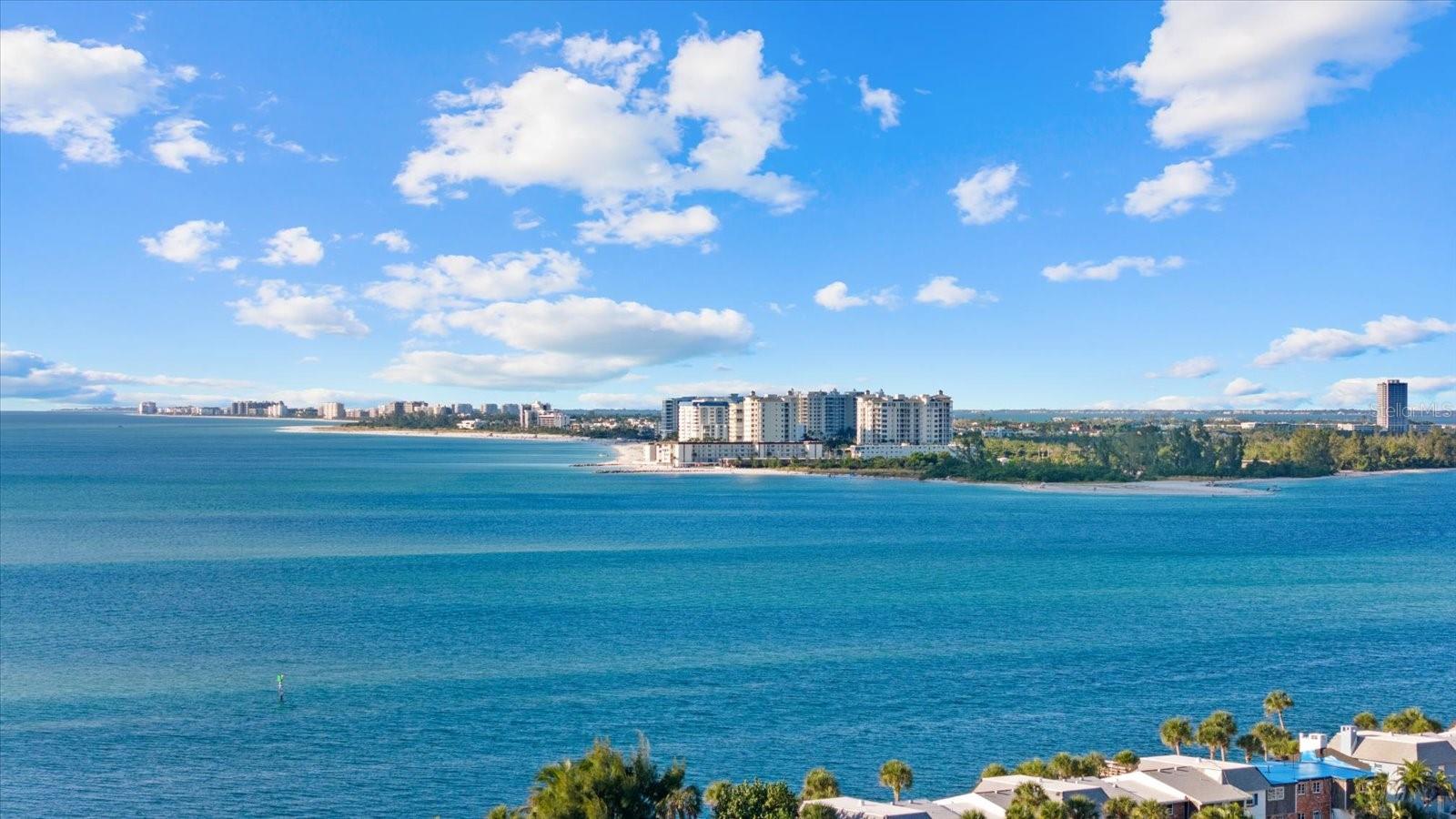 CORONAS PARK - Residential