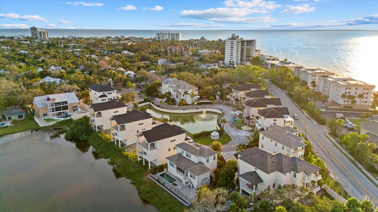 CORONAS PARK - Residential