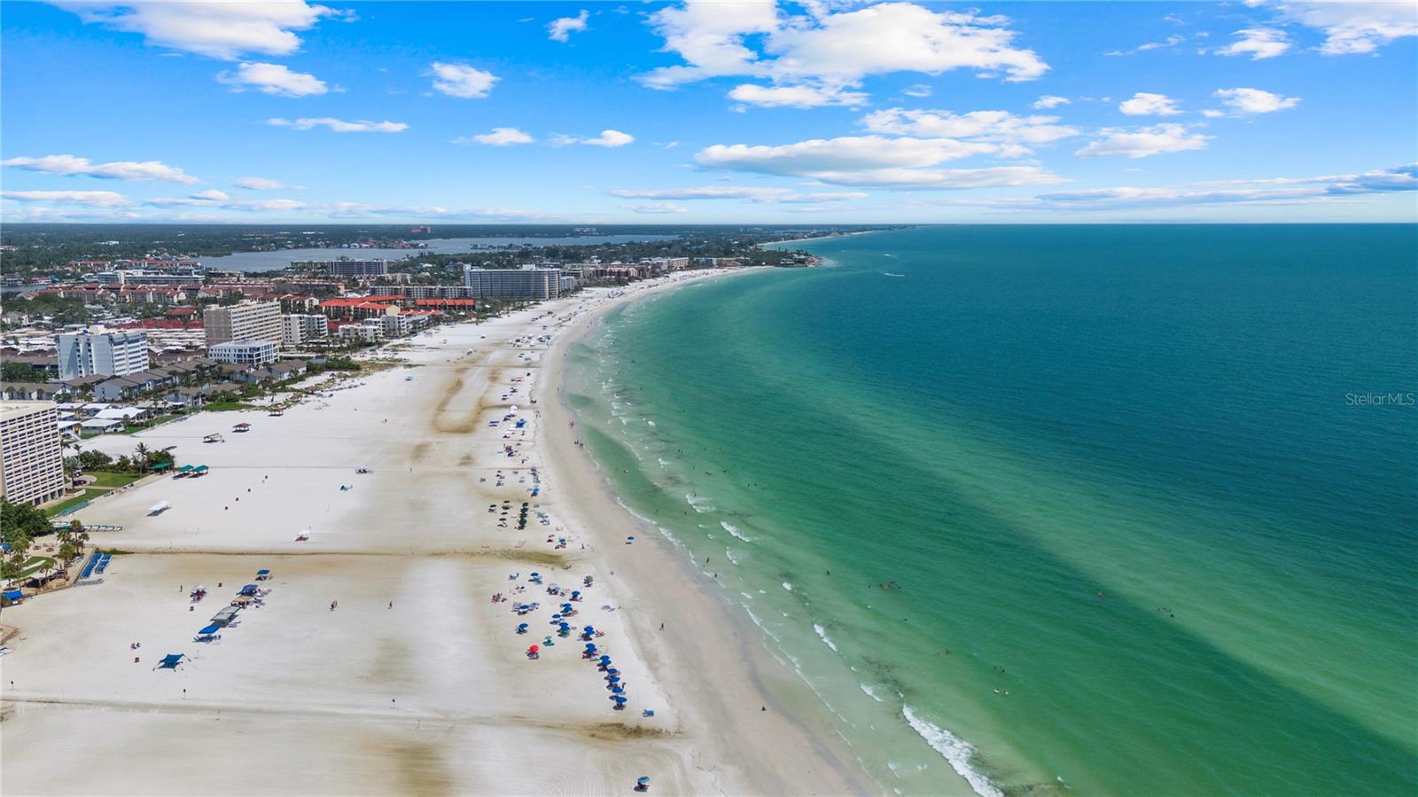 CORONAS PARK - Residential