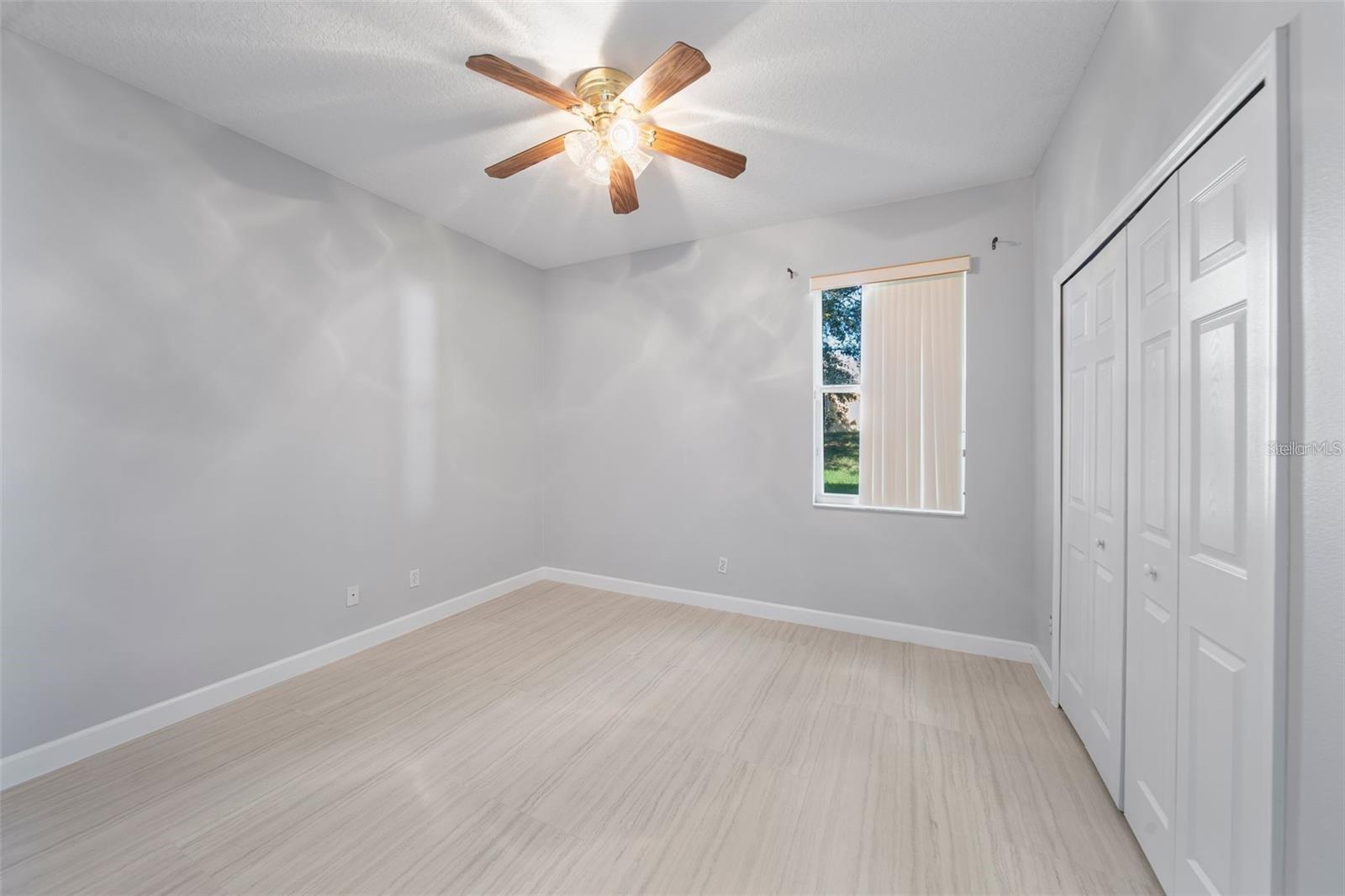 KENSINGTON MANOR L & O - Residential Lease