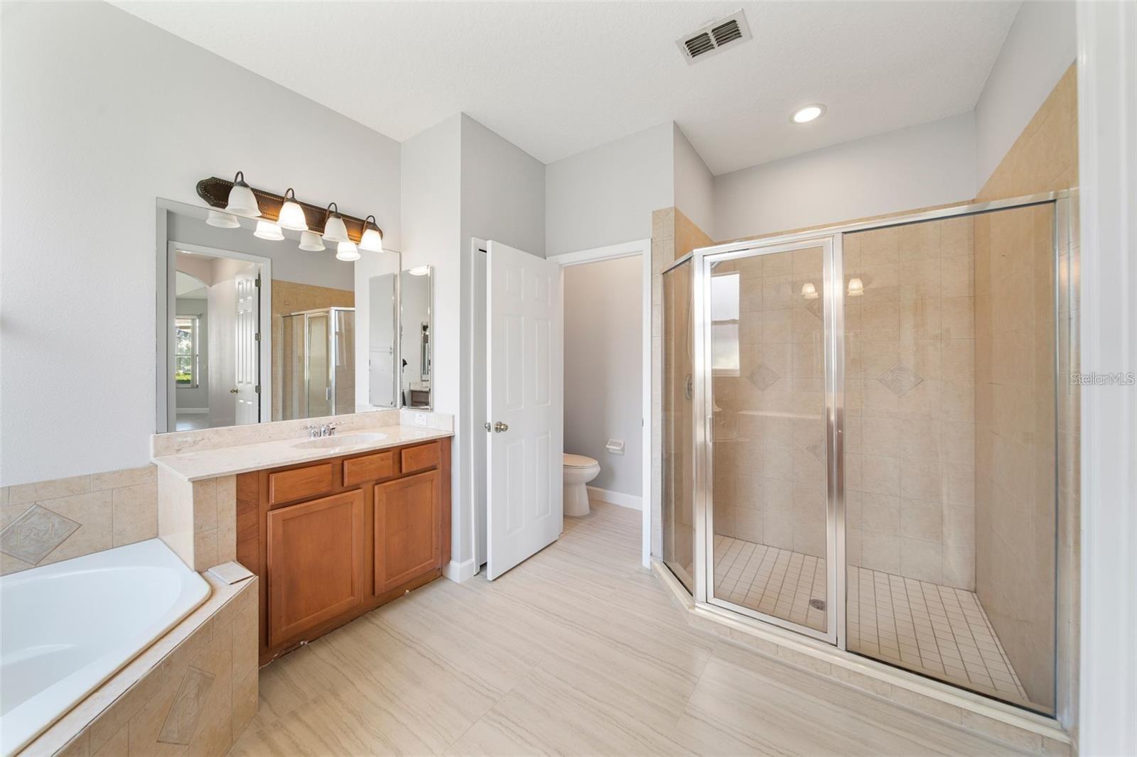 KENSINGTON MANOR L & O - Residential Lease