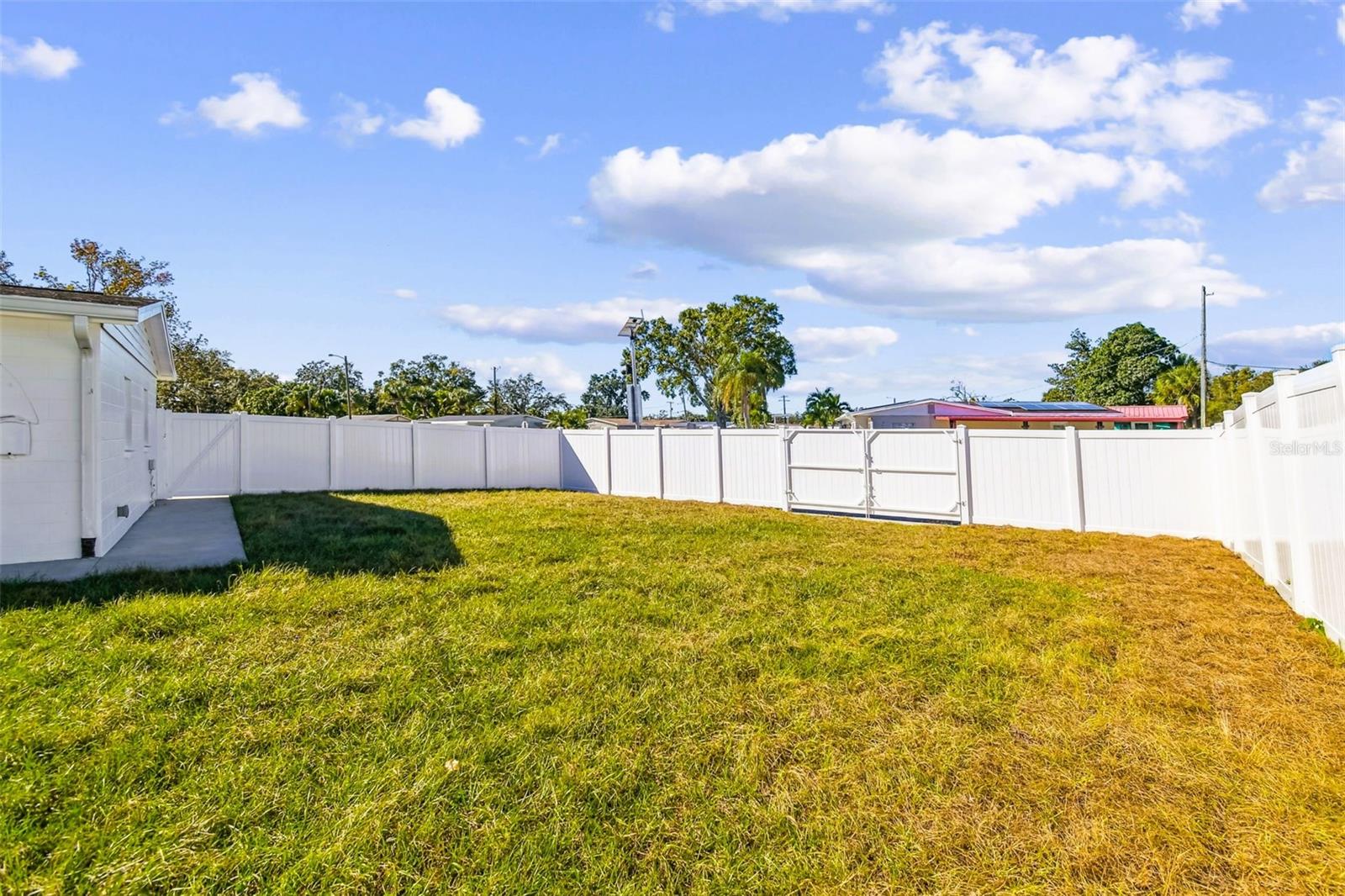 TOWNN COUNTRY PARK UN 09 - Residential Lease