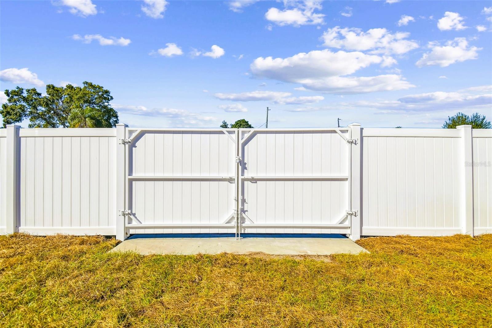 TOWNN COUNTRY PARK UN 09 - Residential Lease