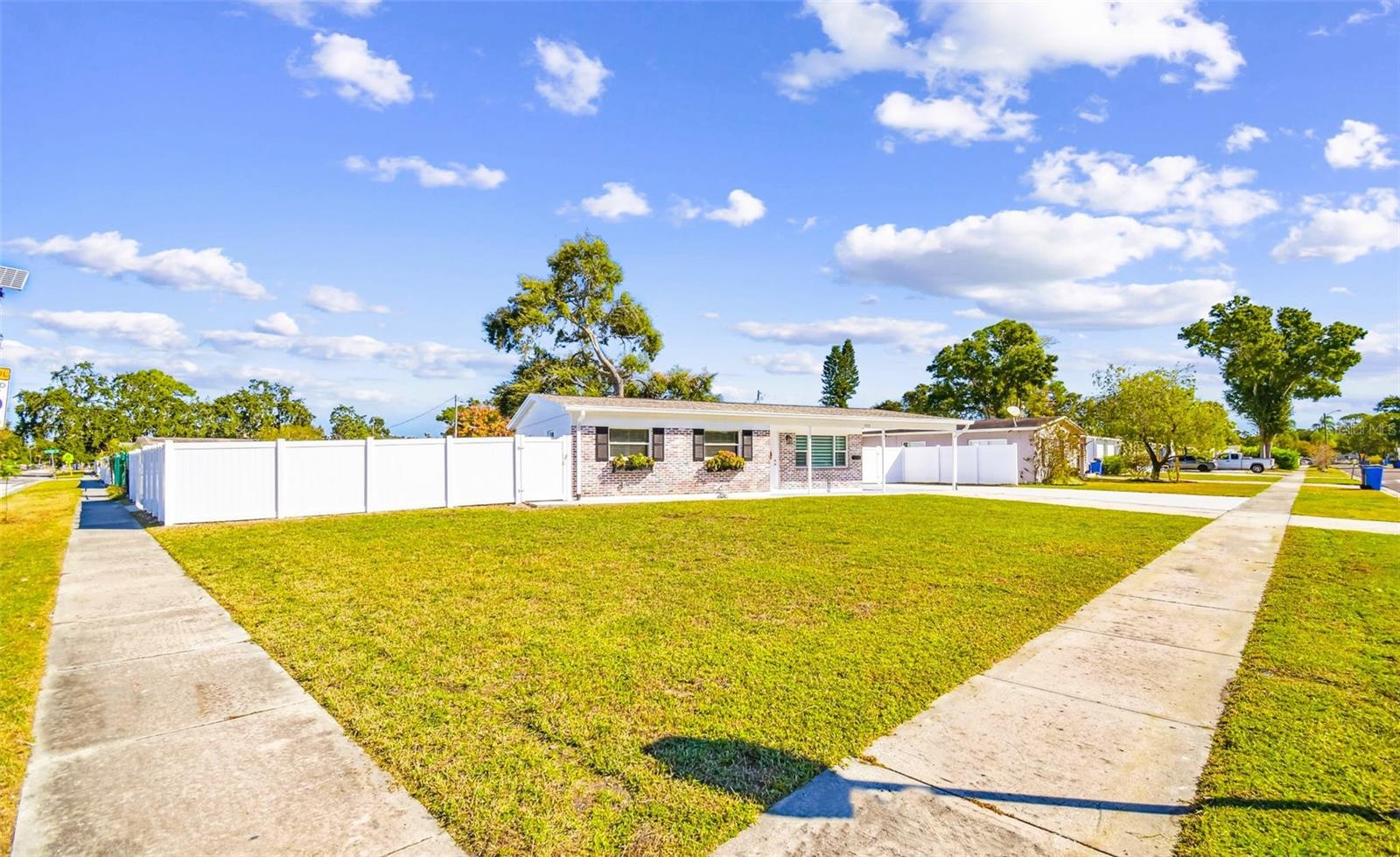 TOWNN COUNTRY PARK UN 09 - Residential Lease