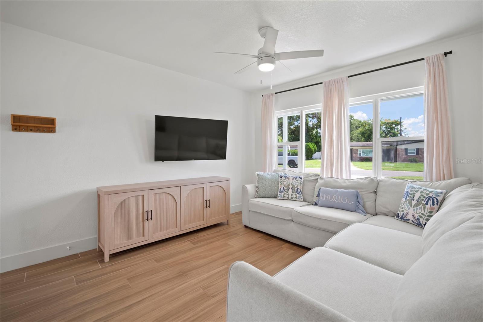 TOWNN COUNTRY PARK UN 09 - Residential Lease