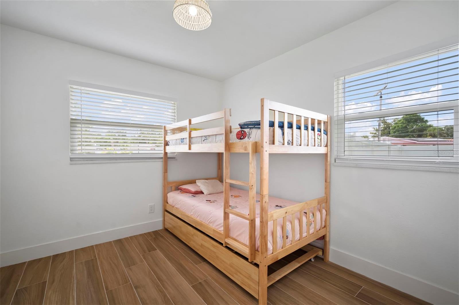 TOWNN COUNTRY PARK UN 09 - Residential Lease