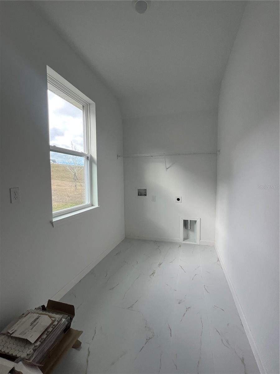 HILLS OF MINNEOLA - Residential