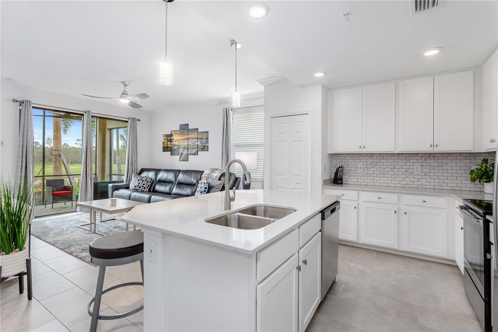 TERRACE VIII AT LAKEWOOD NATIONAL PH I - Residential Lease