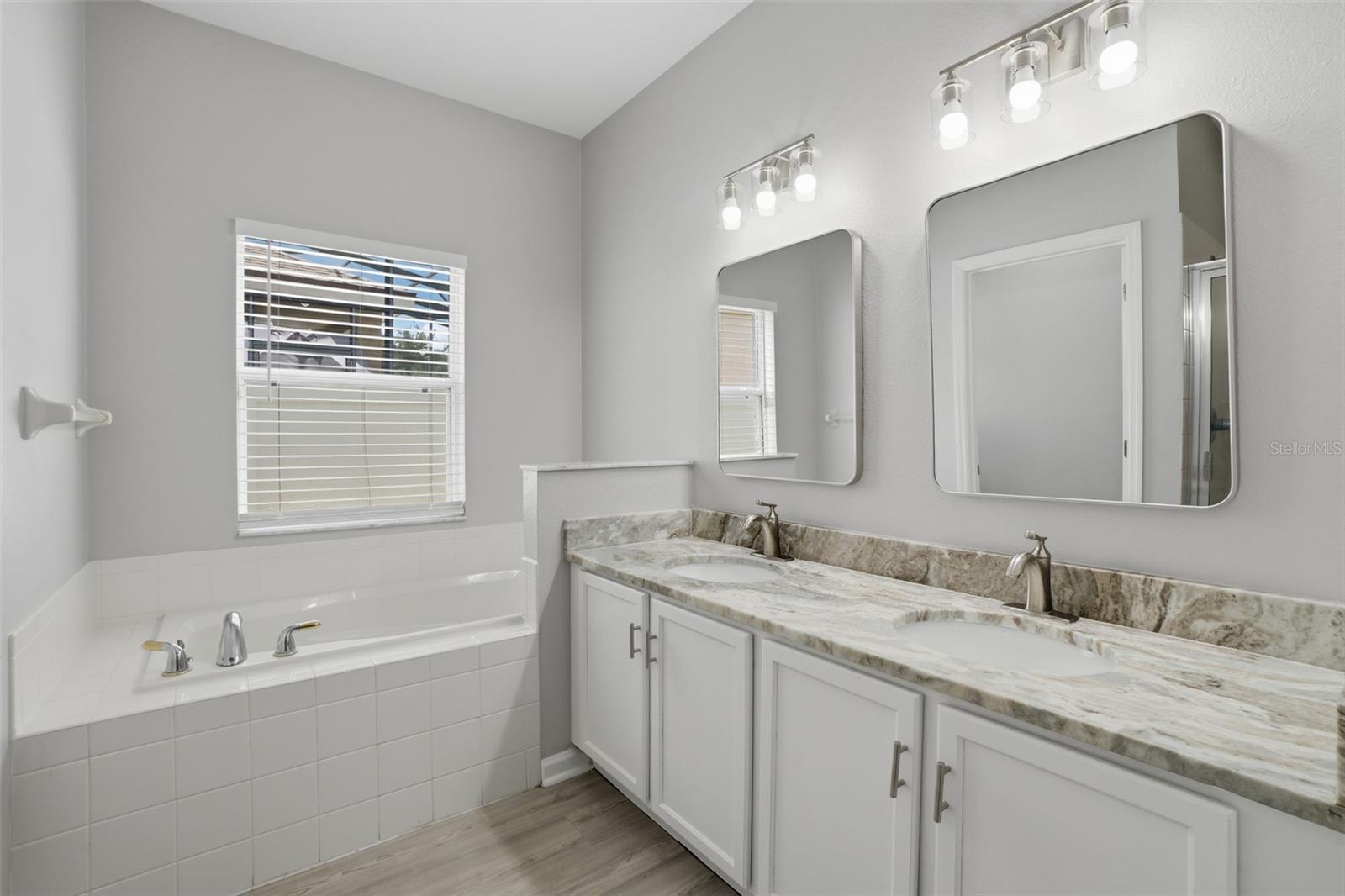 FALCON TRACE - Residential