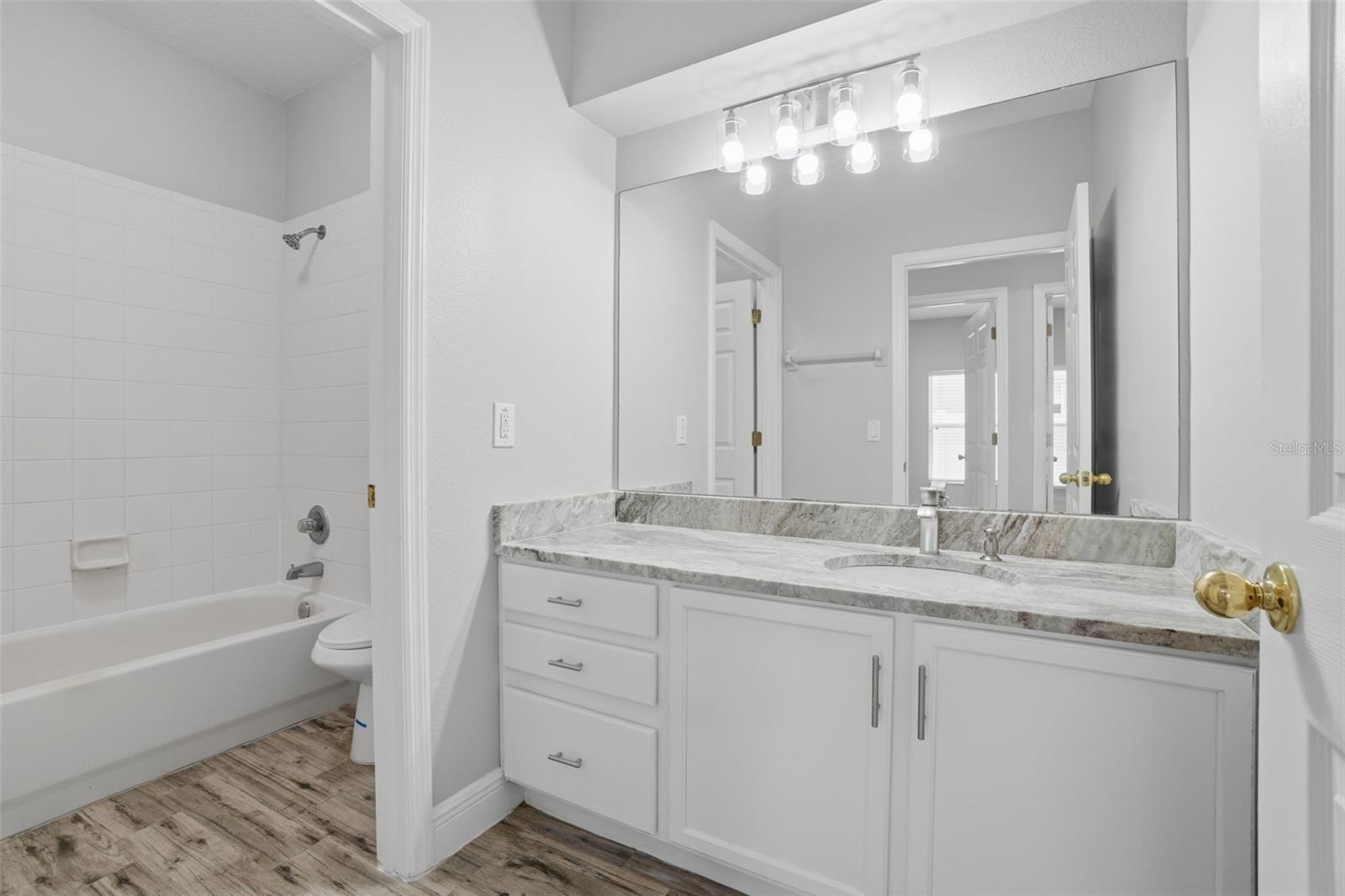FALCON TRACE - Residential