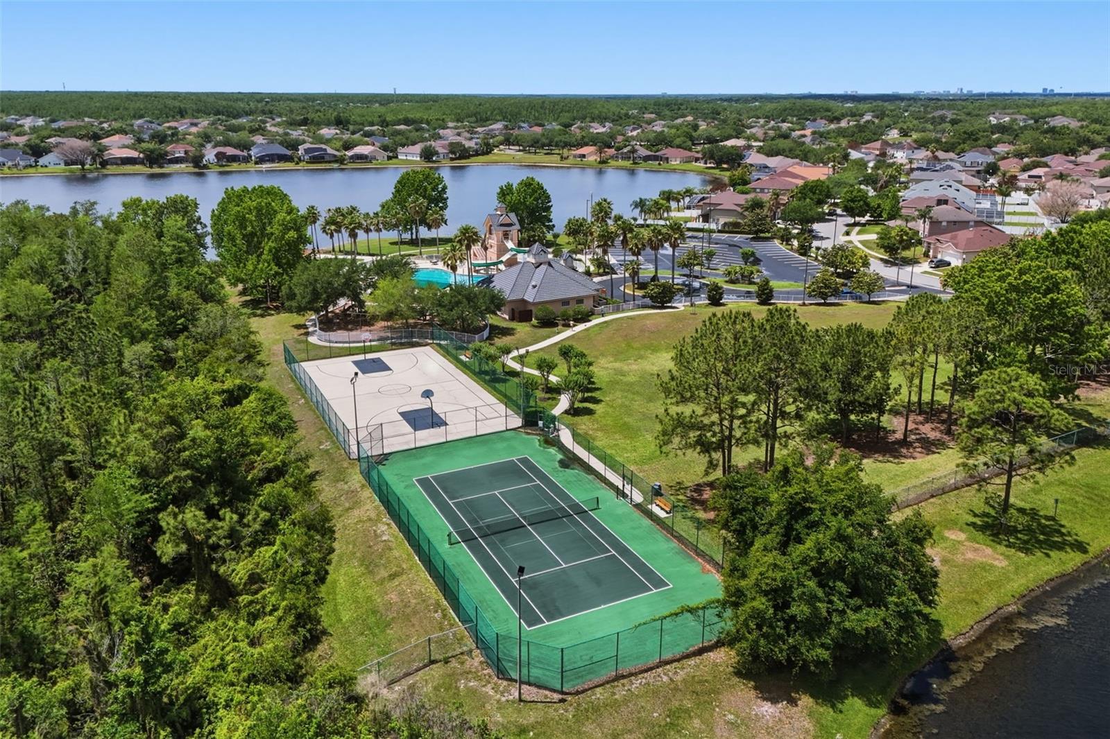 FALCON TRACE - Residential