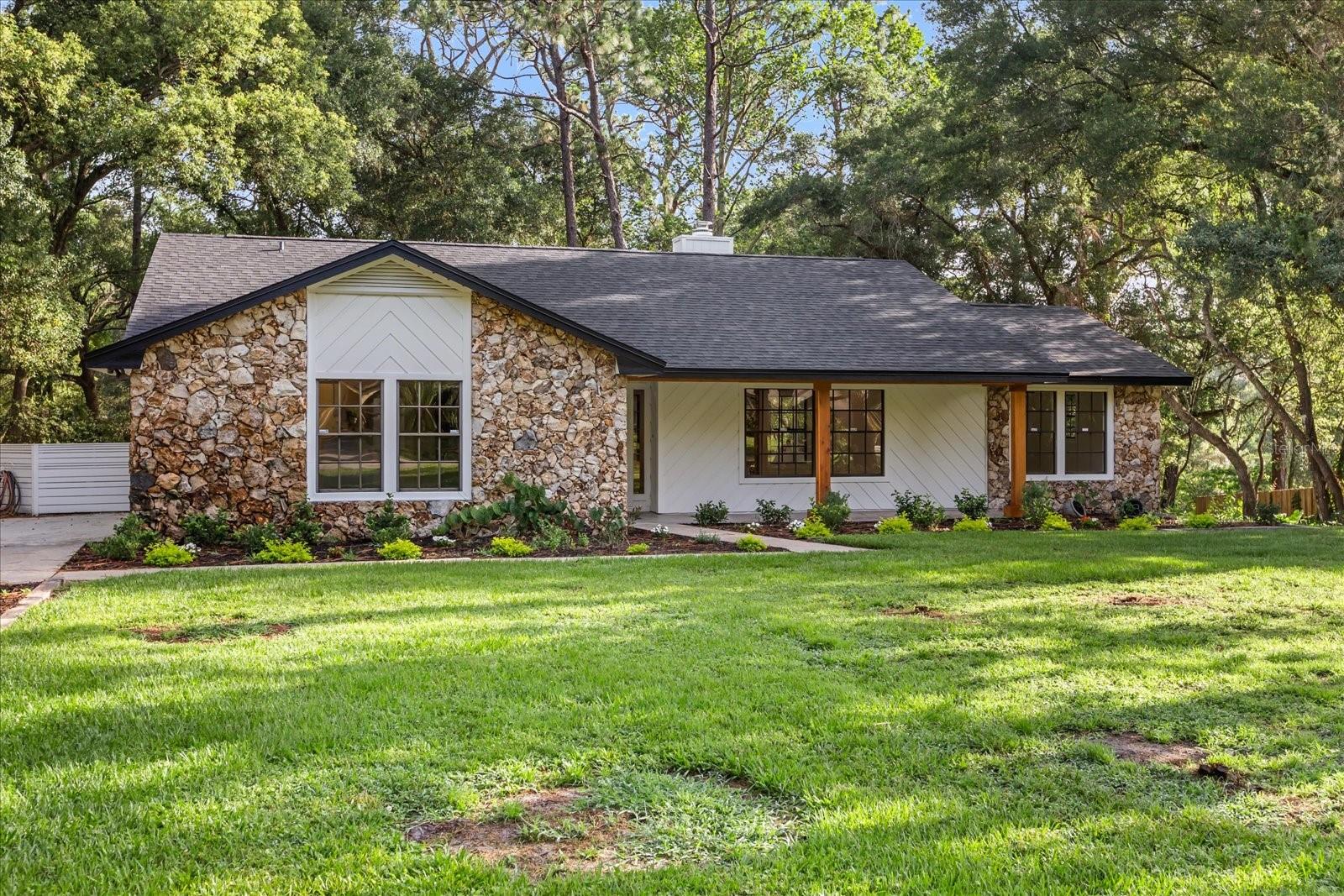 643 PRINCEWOOD DRIVE
