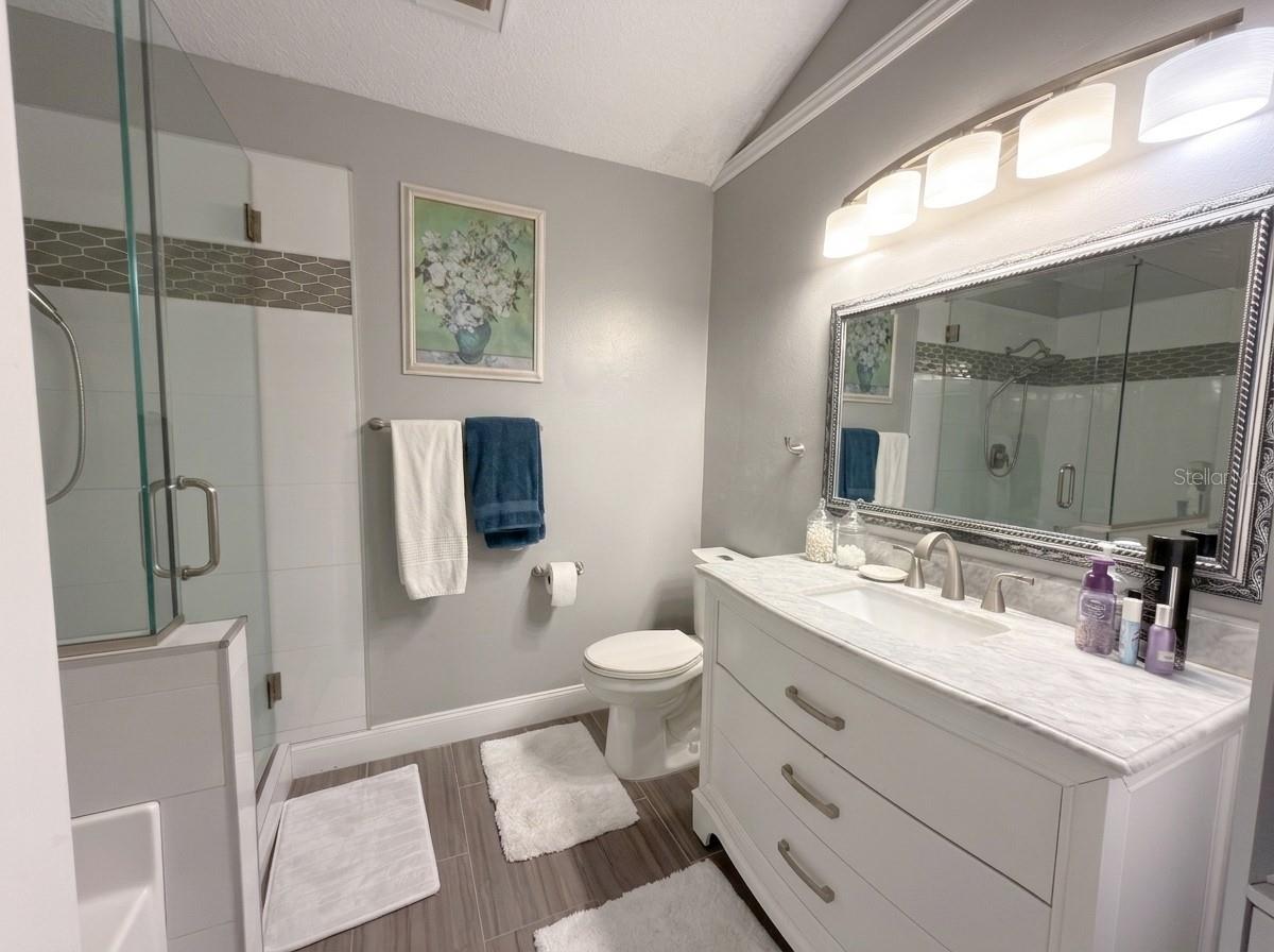 WEDGEWOOD GROVES - Residential