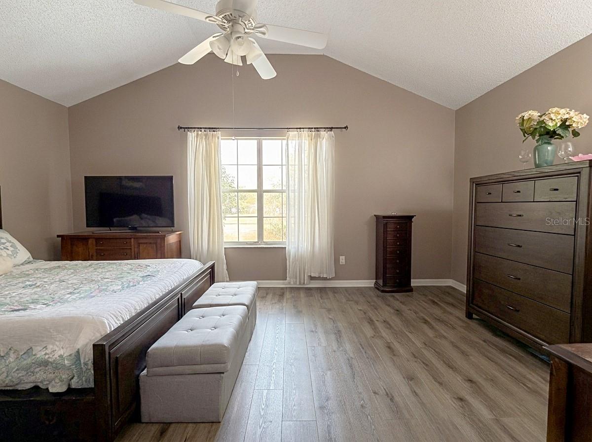 WEDGEWOOD GROVES - Residential