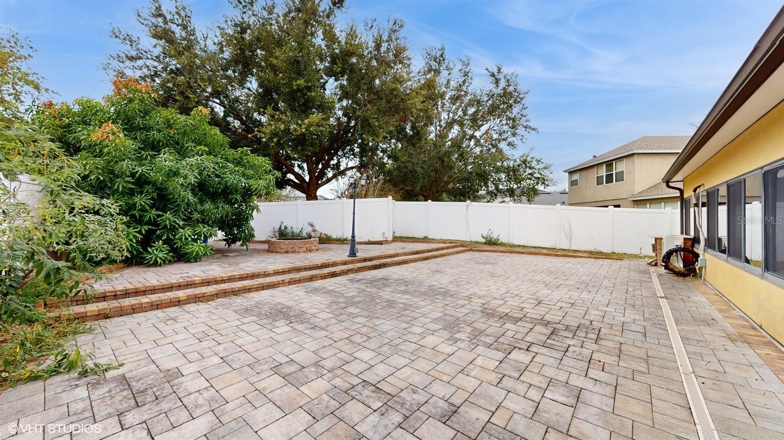 OAKHURST RESERVE UNIT TWO - Residential