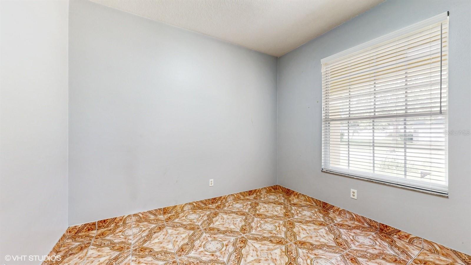 OAKHURST RESERVE UNIT TWO - Residential