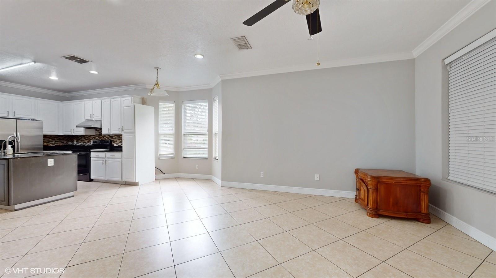 OAKHURST RESERVE UNIT TWO - Residential