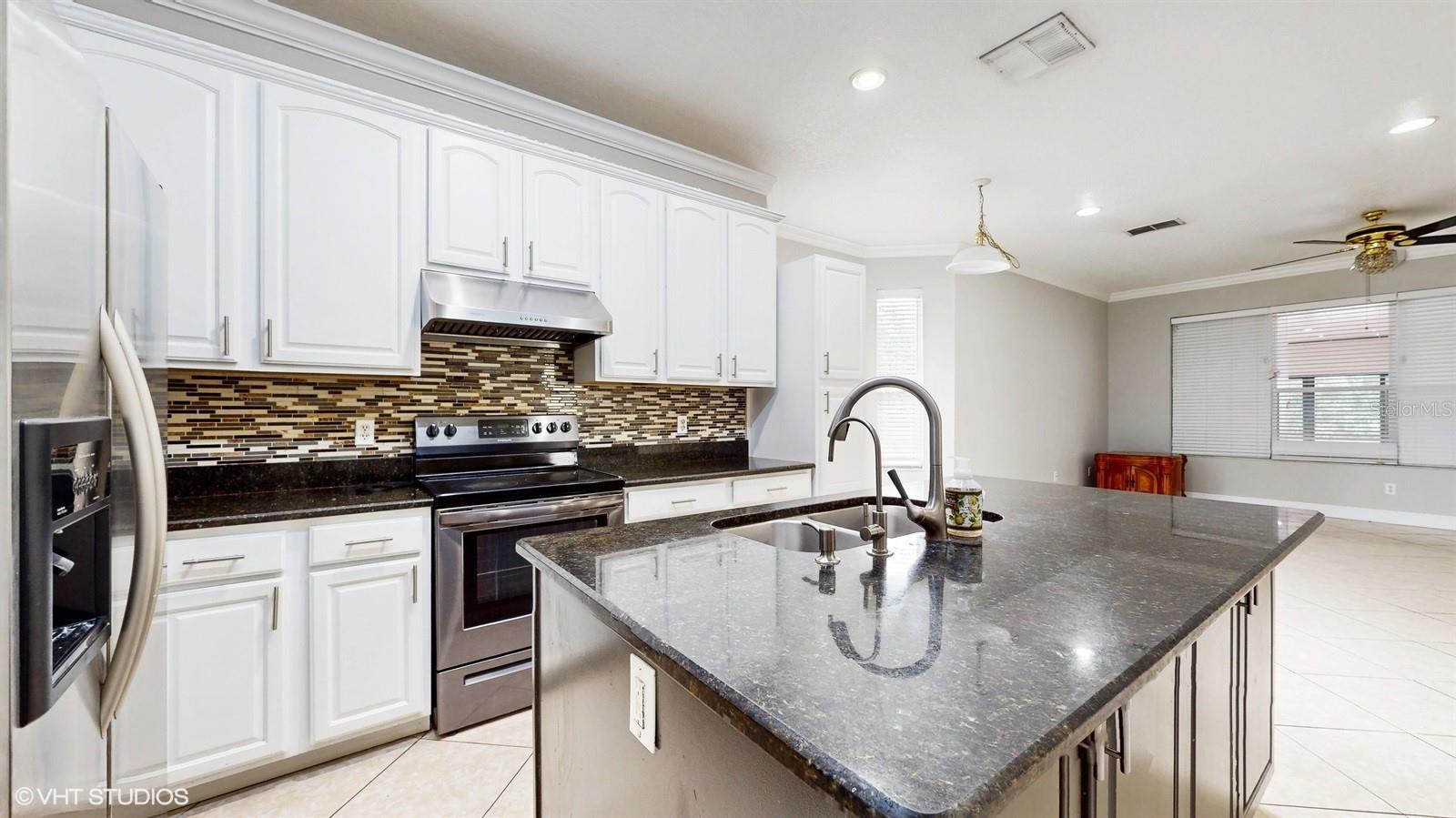 OAKHURST RESERVE UNIT TWO - Residential