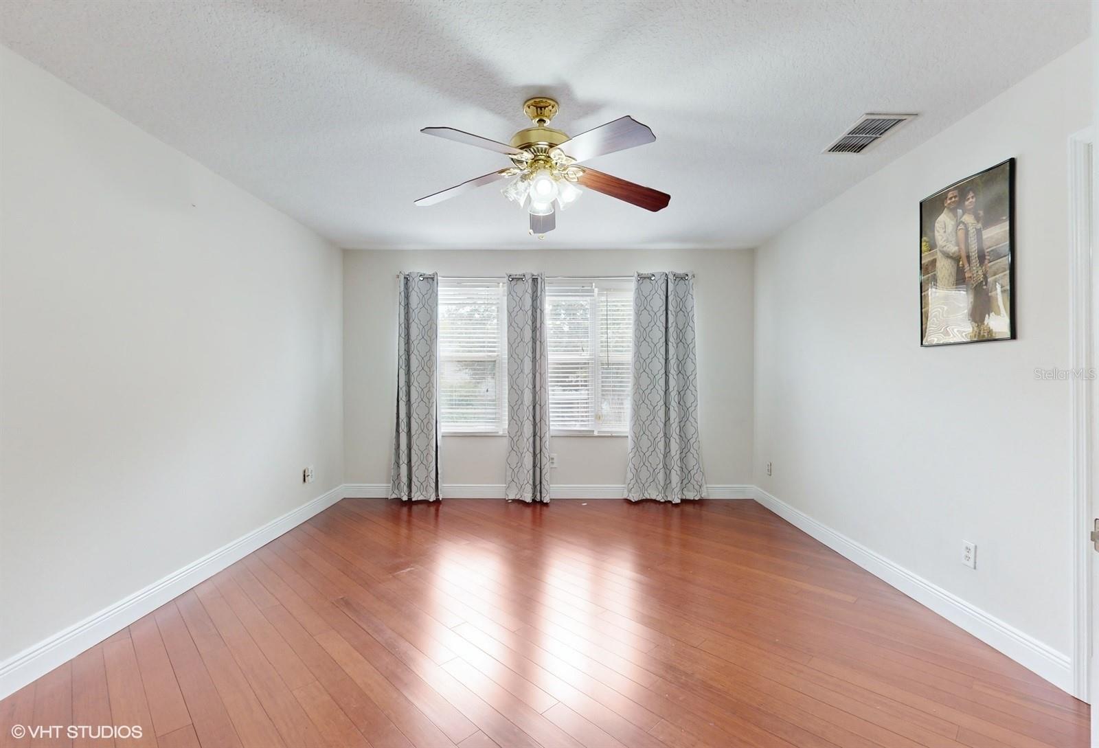 OAKHURST RESERVE UNIT TWO - Residential