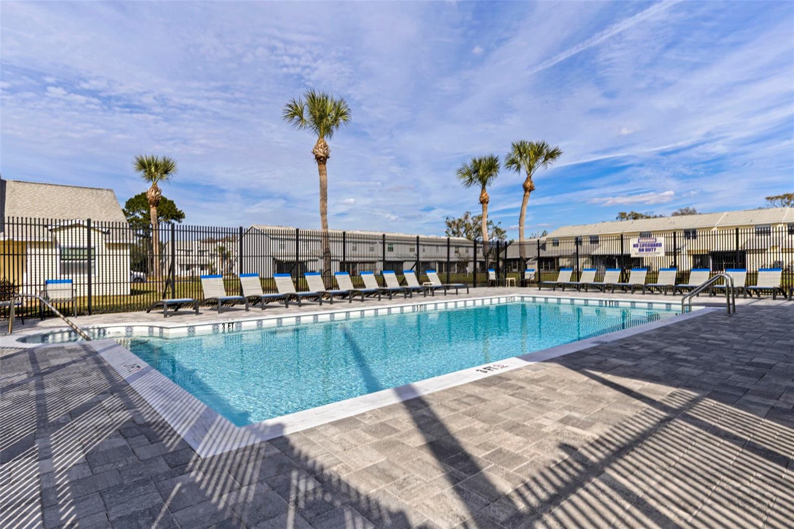 HAMPTON PARK TWNHMS UNIT 02 - Residential