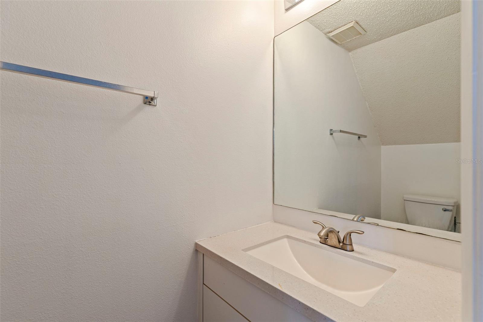 HAMPTON PARK TWNHMS UNIT 02 - Residential