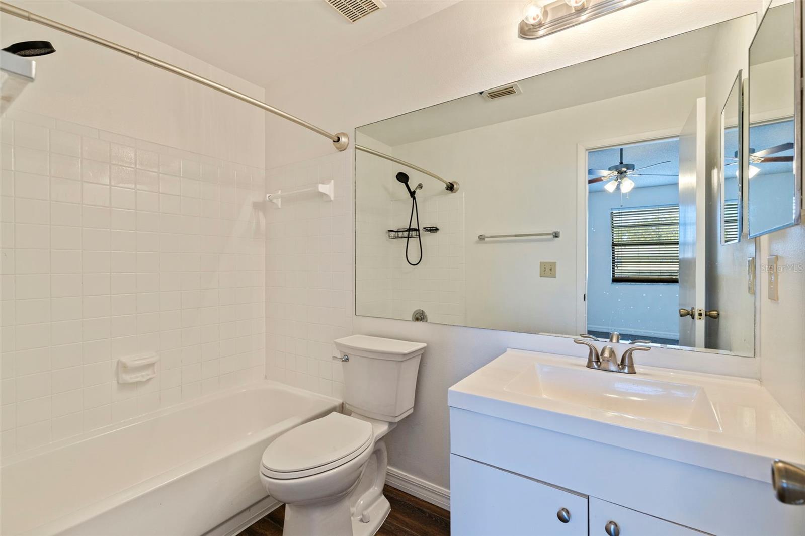 HAMPTON PARK TWNHMS UNIT 02 - Residential