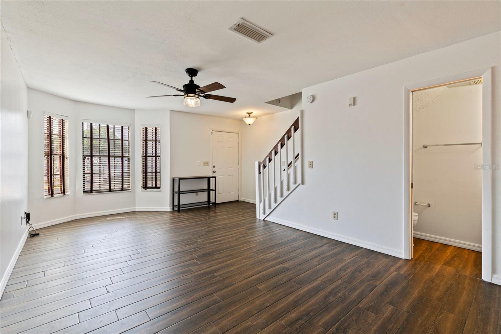 HAMPTON PARK TWNHMS UNIT 02 - Residential