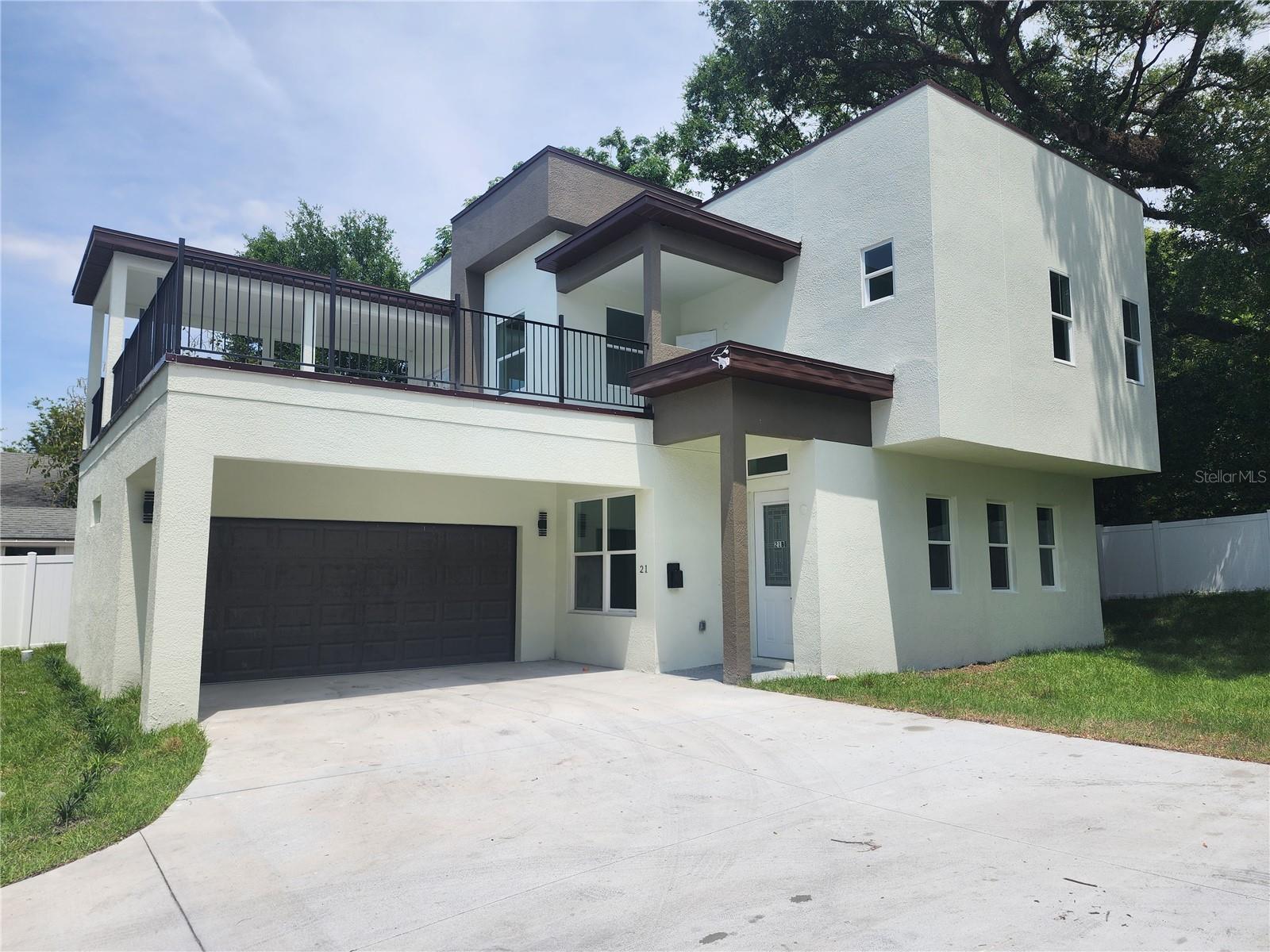 21 N HAMPTON AVENUE Lot 2