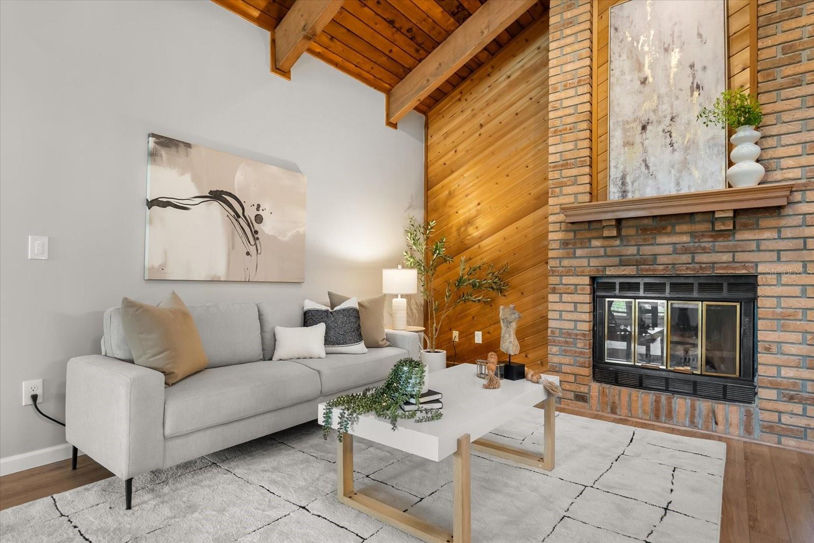 WEDGEWOOD TENNIS VILLAS - Residential