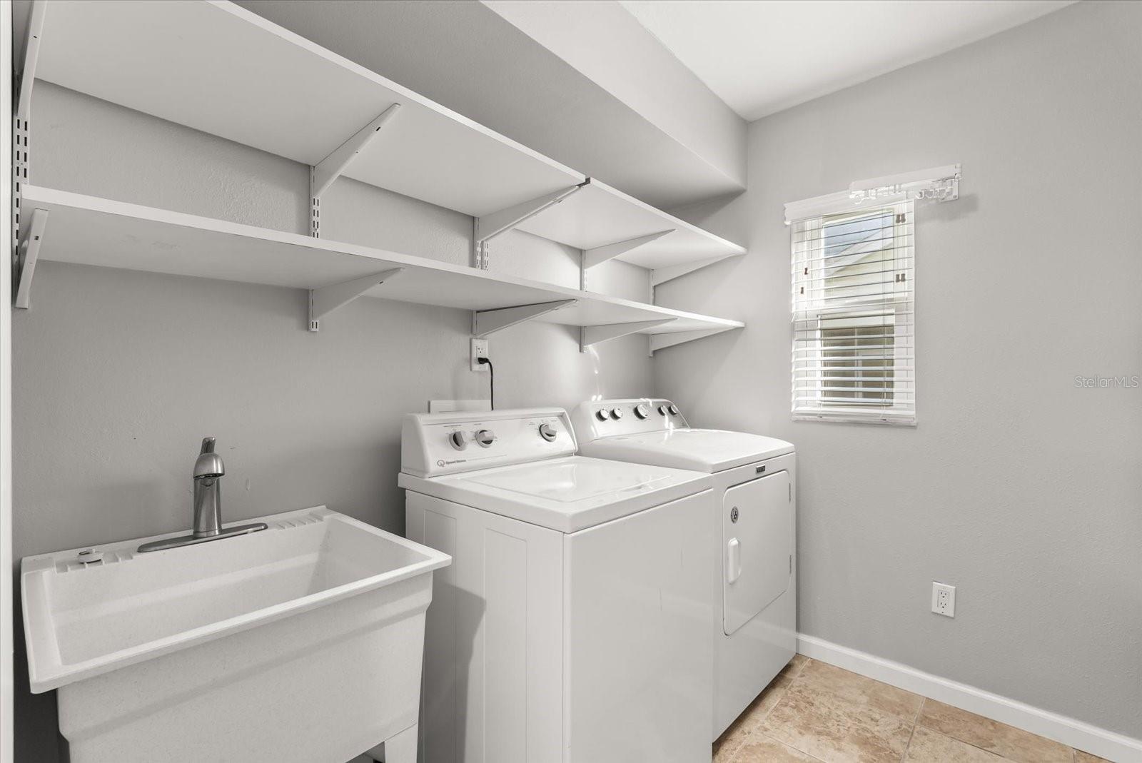 WEDGEWOOD TENNIS VILLAS - Residential