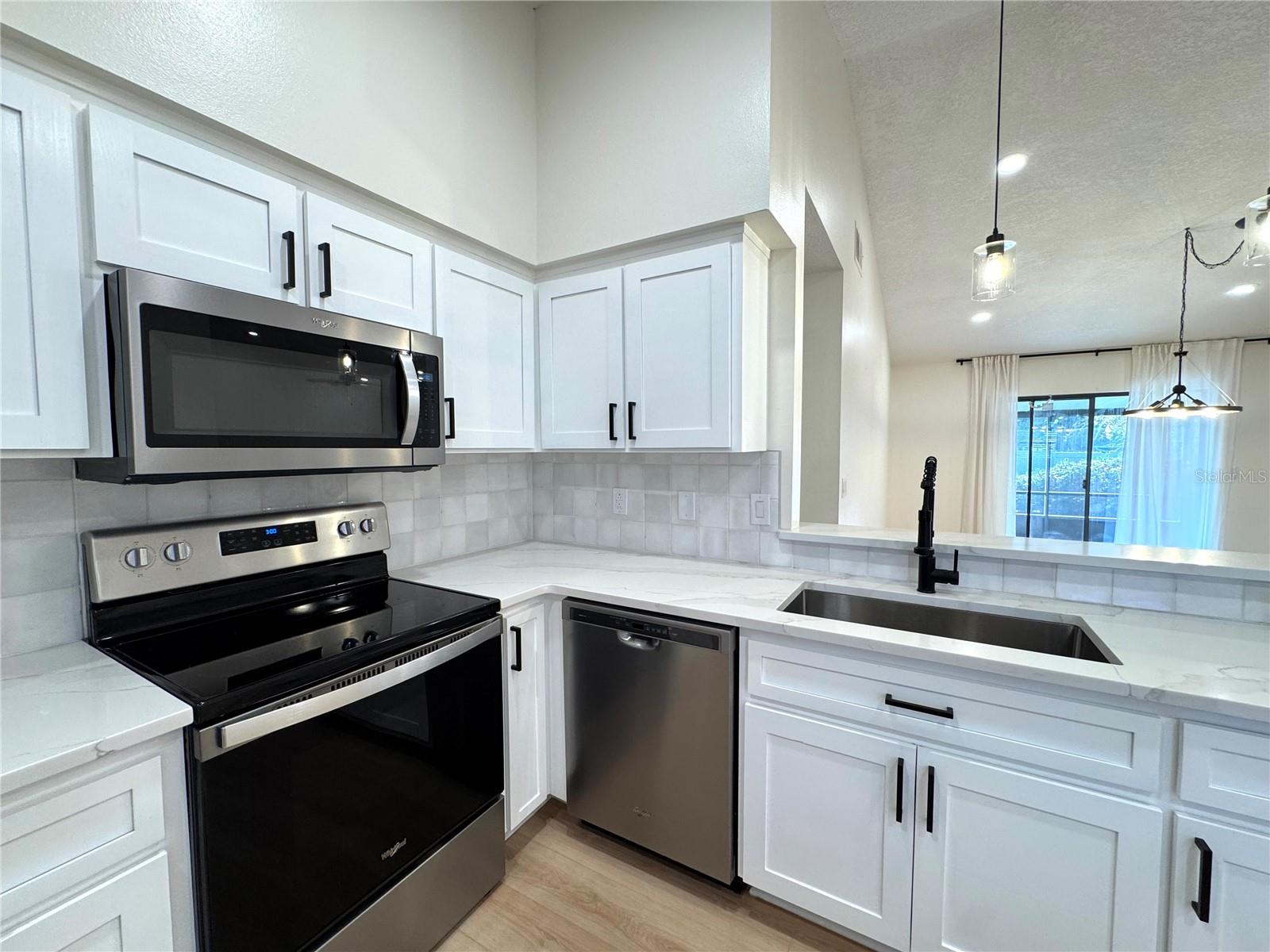 SILVER WOODS PH 02 - Residential Lease