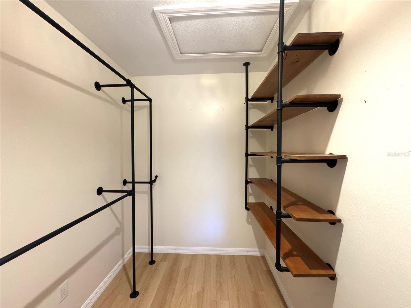 SILVER WOODS PH 02 - Residential Lease