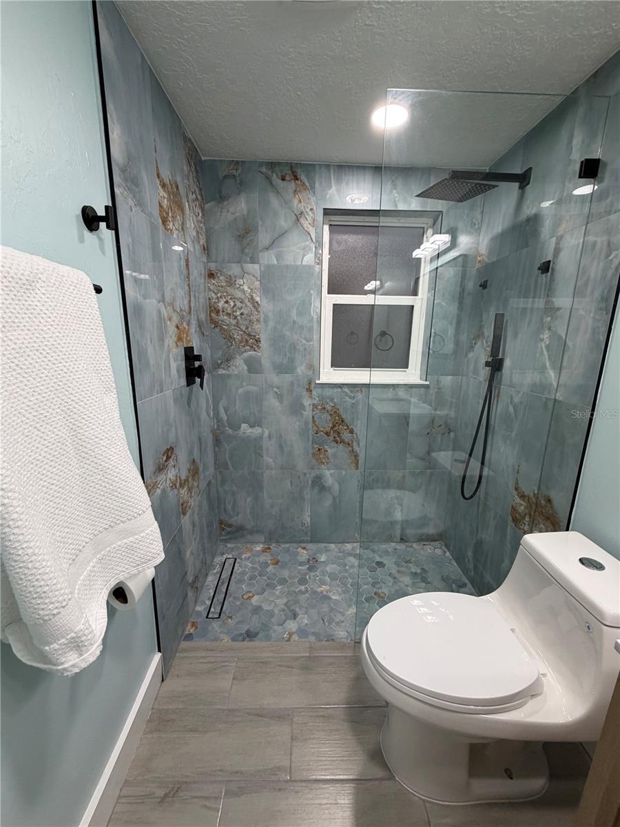 GULF SHORES 2ND ADD - Residential Lease