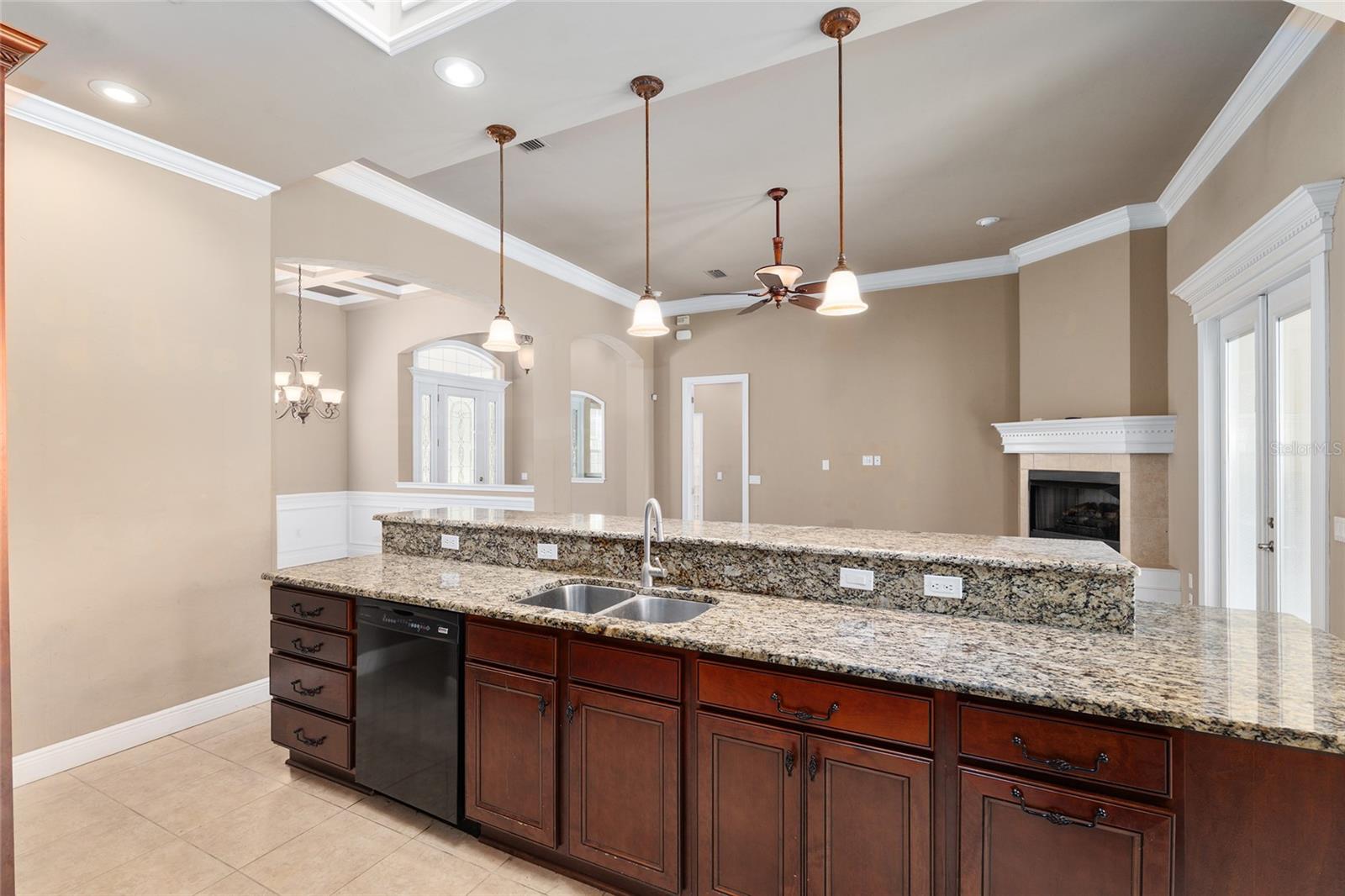 RIDGEMONT - Residential