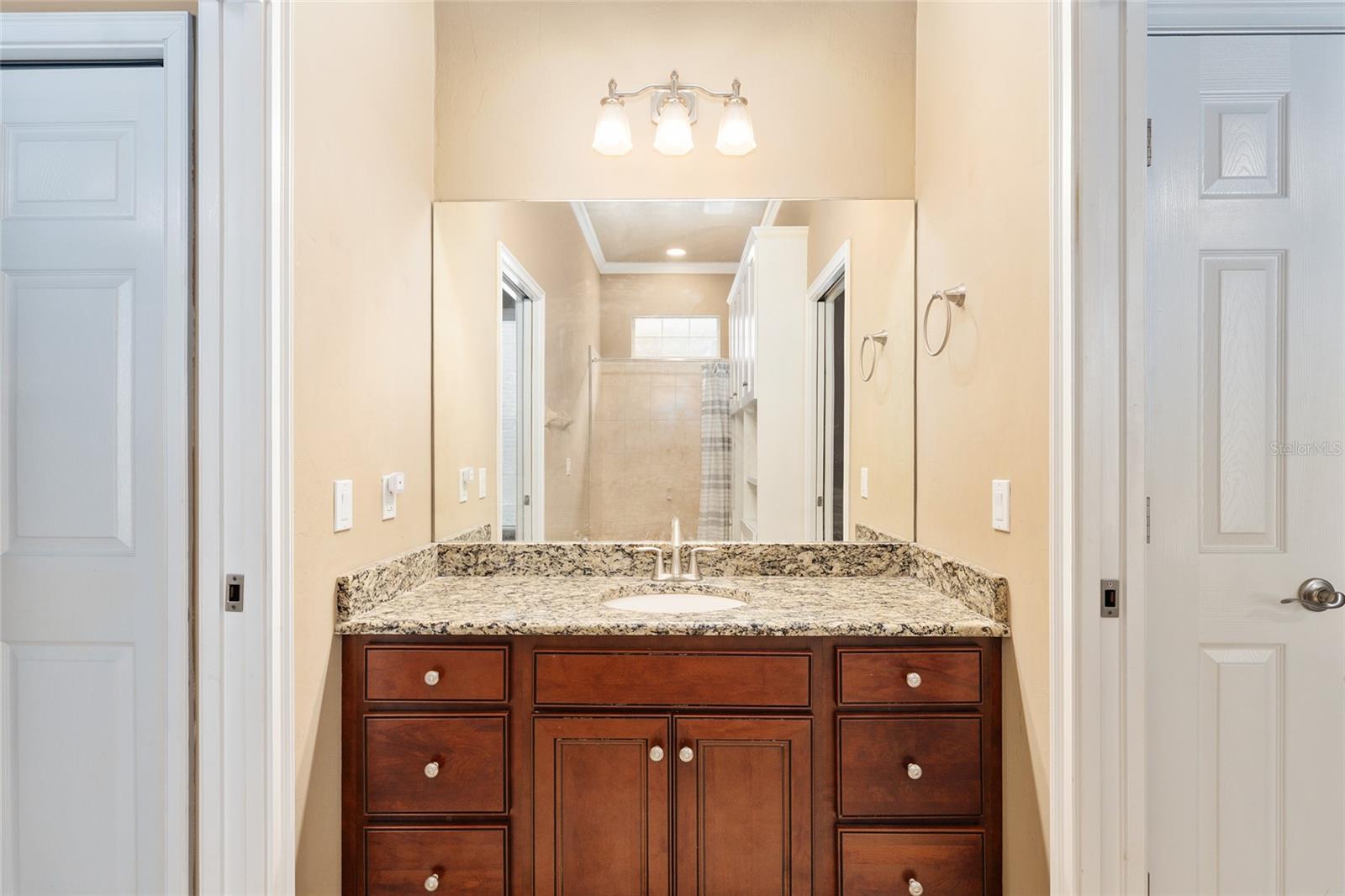 RIDGEMONT - Residential