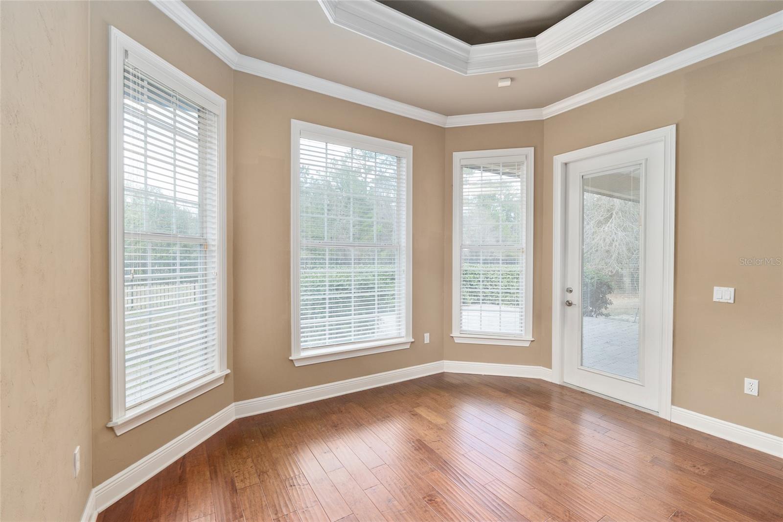 RIDGEMONT - Residential