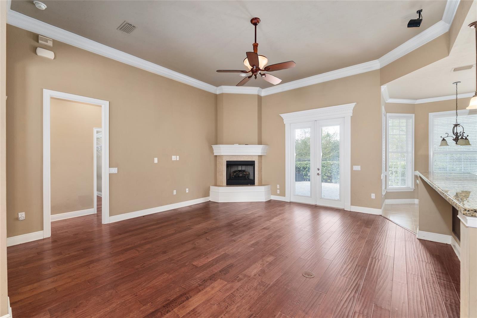 RIDGEMONT - Residential